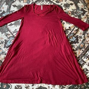 Maroon dress with pockets